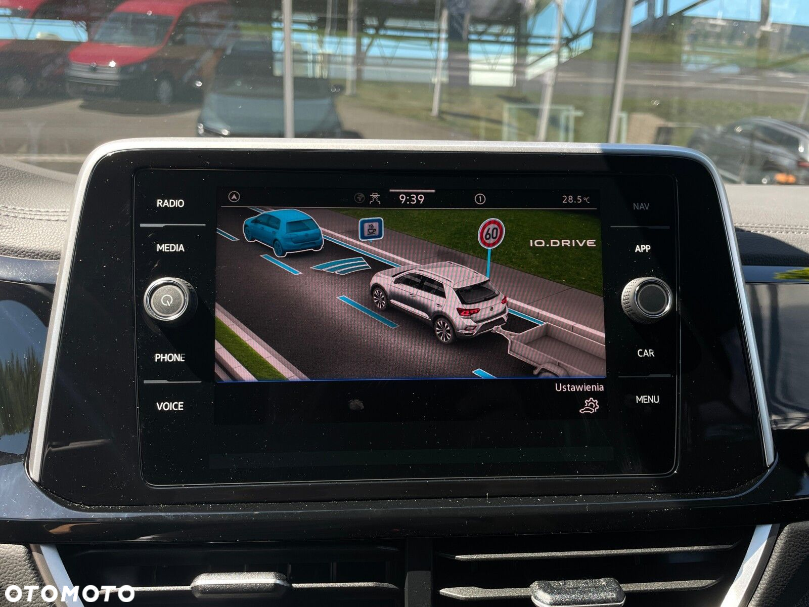 Volkswagen T-Roc 1.5 TSI R-Line Plus DSG - 18
