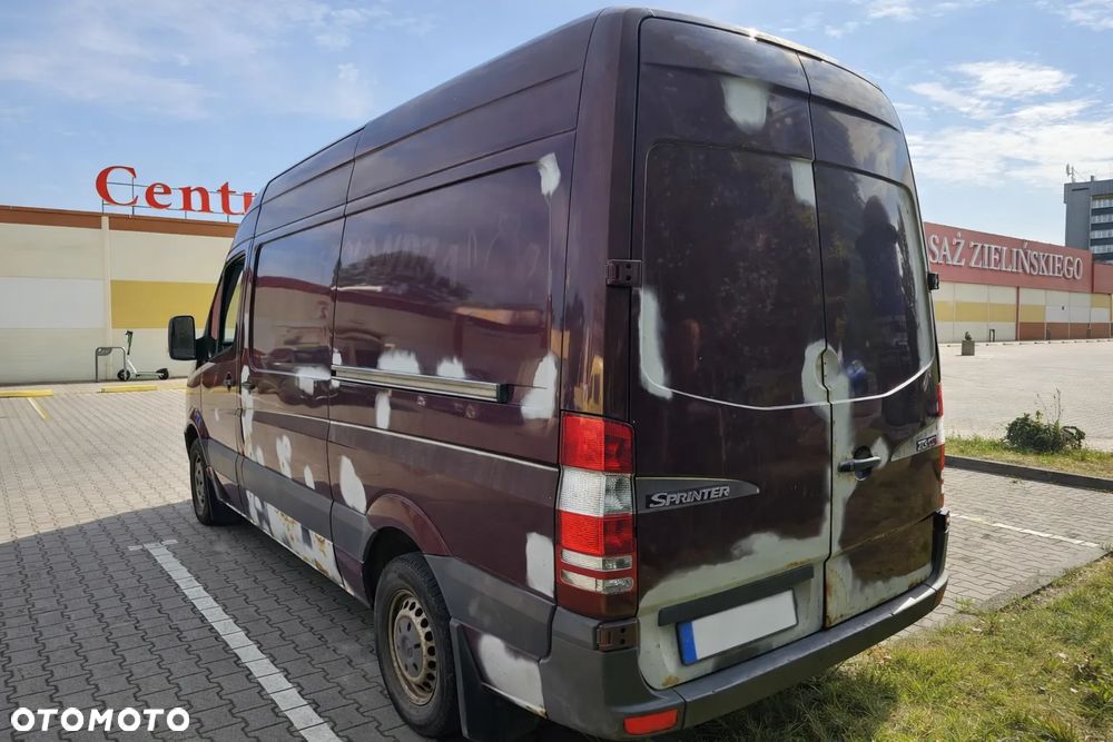 Mercedes-Benz Sprinter - 3