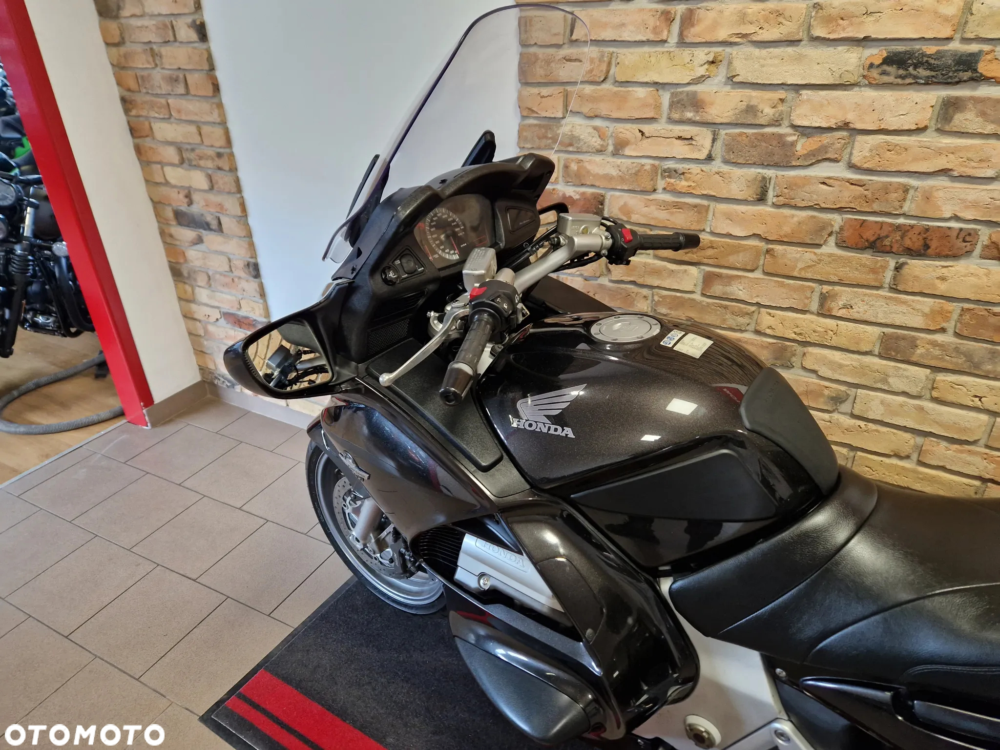 Honda ST - 11