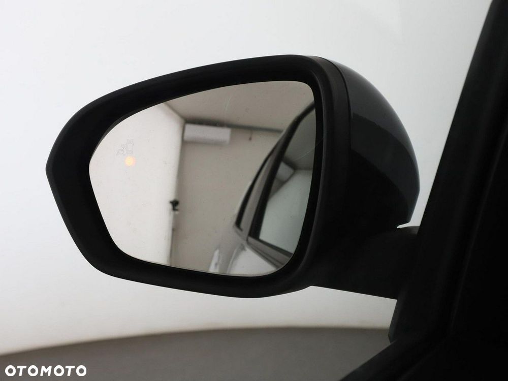 Dacia Duster TCe 100 2WD Celebration - 31