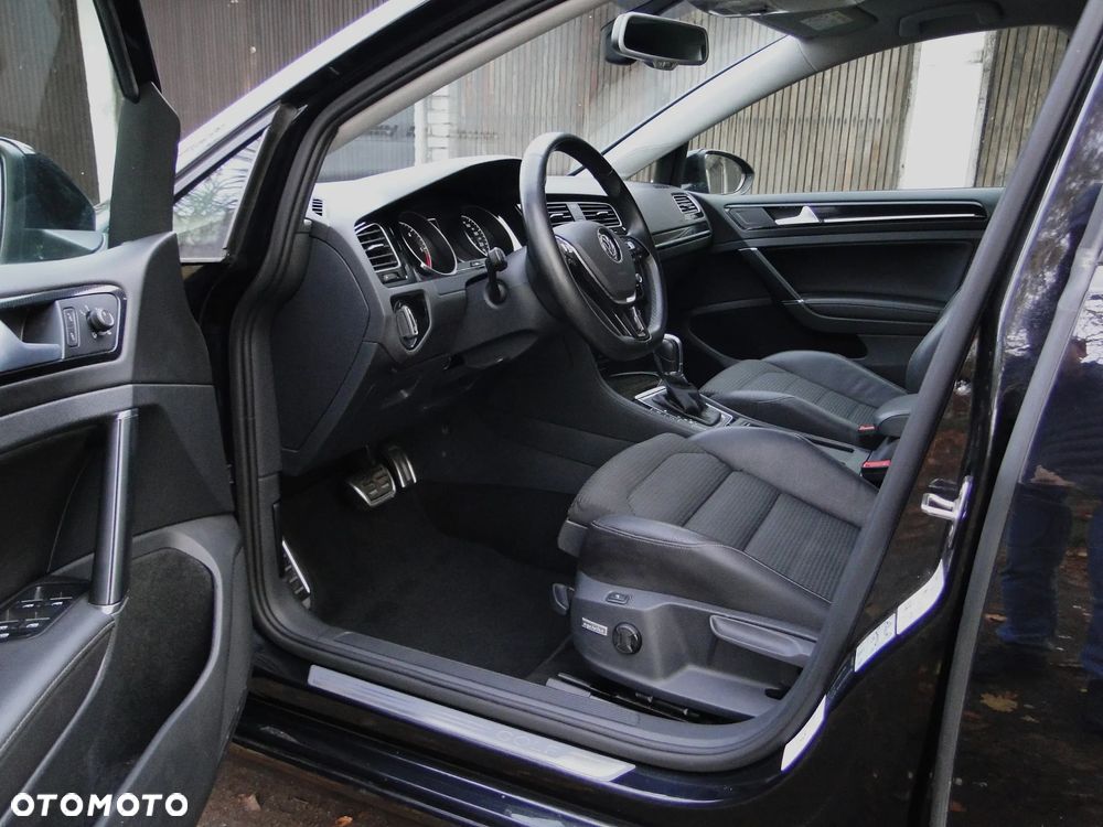 Volkswagen Golf 2.0 TDI SCR DSG R-Line - 14