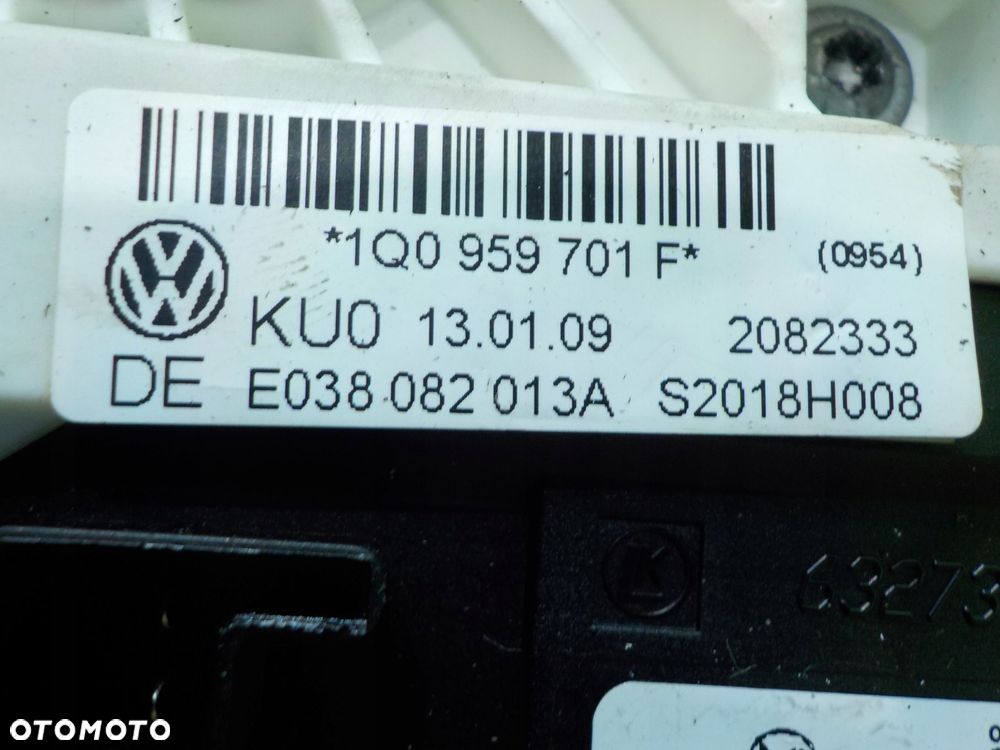 VW SCIROCCO 2.0 TSI 09r 3D podnosnik szyby prawy przod 1K8837462G - 5