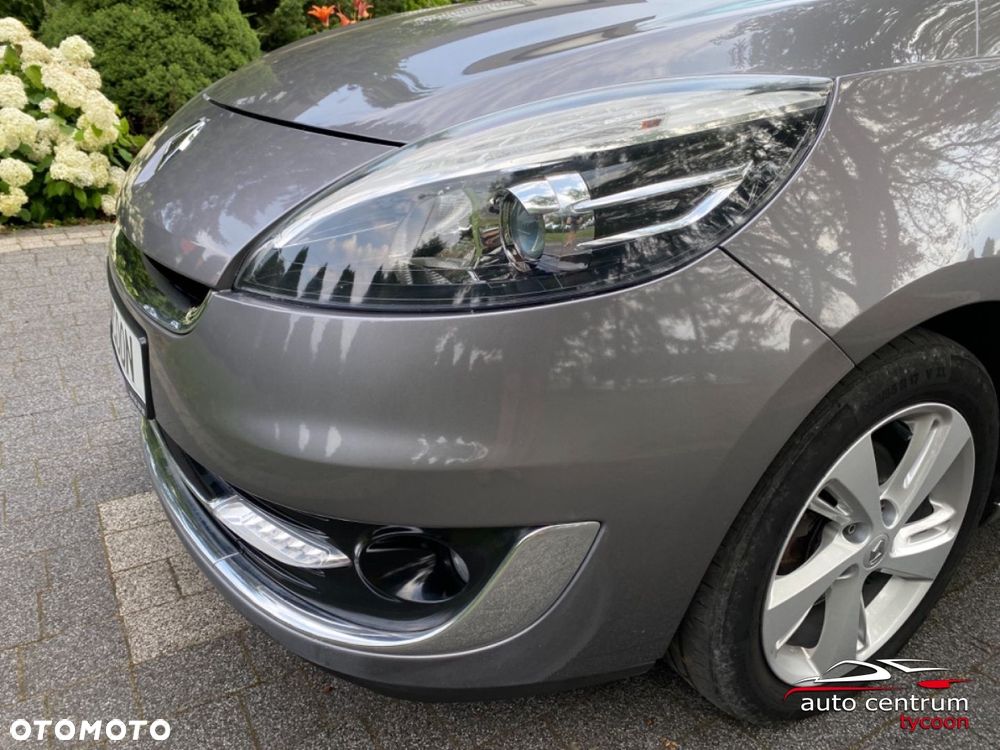 Renault Grand Scenic - 31