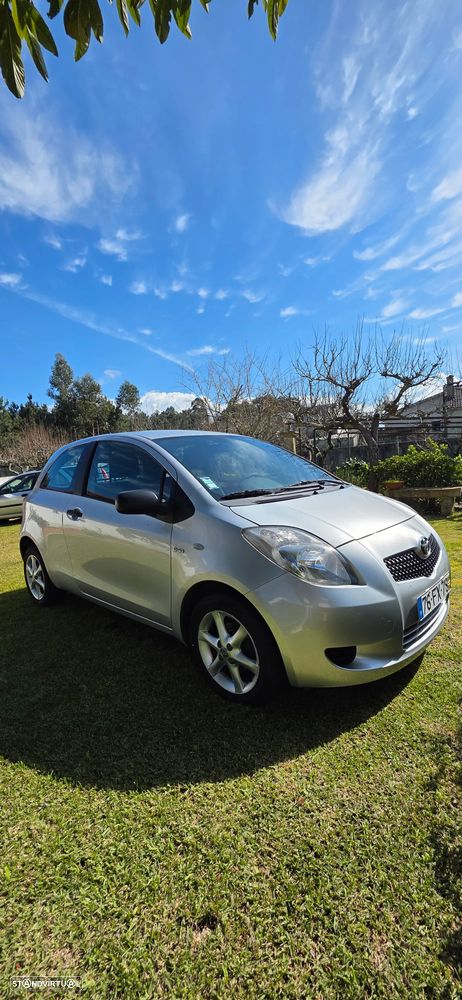 Toyota Yaris 1.4 D-4D AC Manual - 13