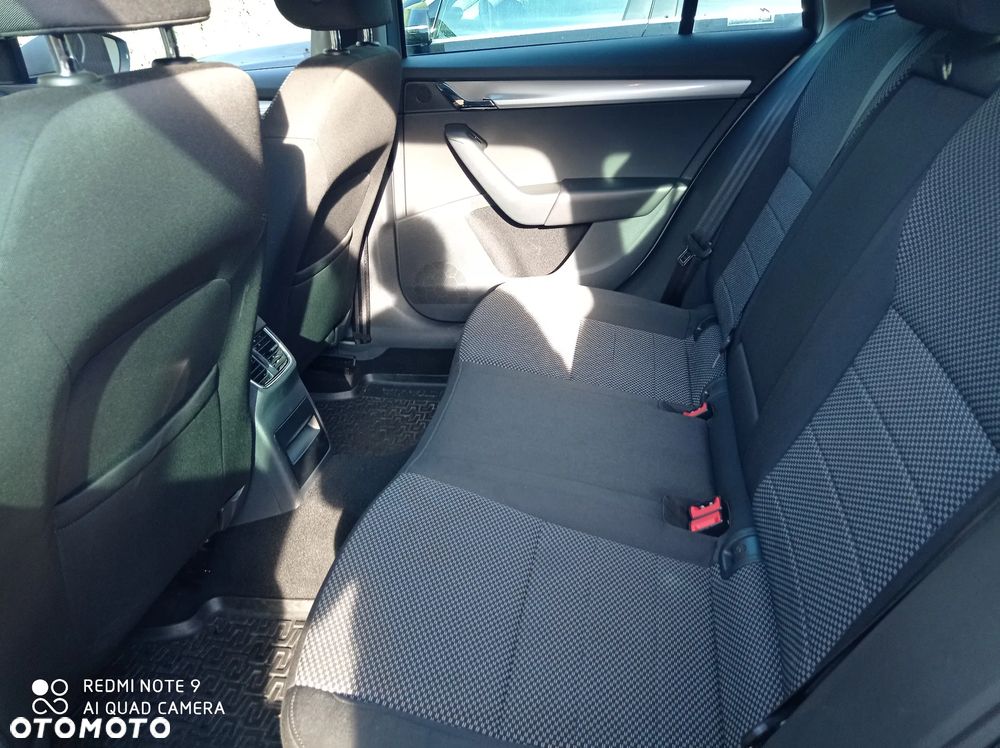 Skoda Octavia 2.0 TDI Ambition DSG - 4