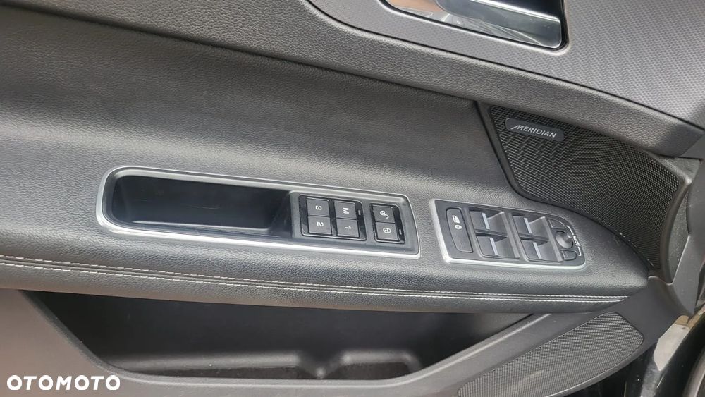 Jaguar XF 20d R-Sport - 9