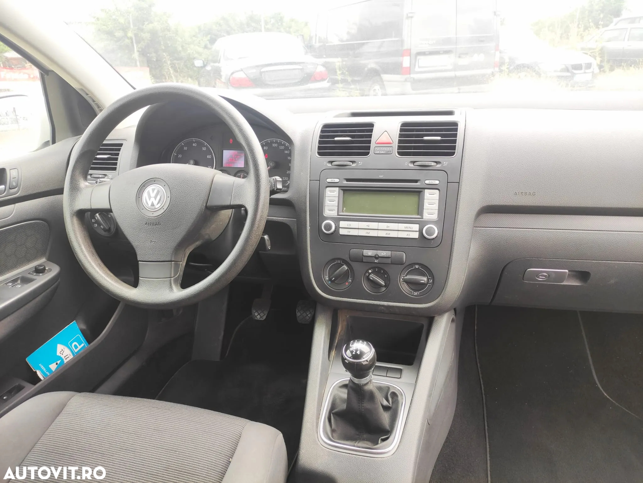 Volkswagen Golf - 9