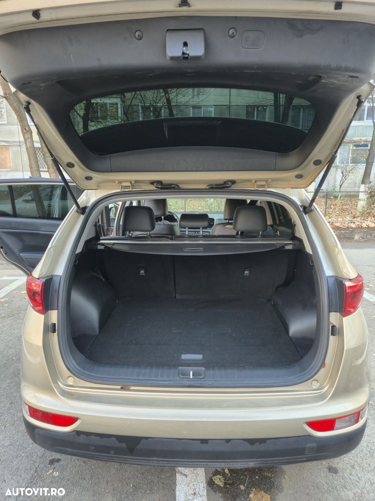 Kia Sportage 1.7 DSL 7DCT 4x2 Style - 15