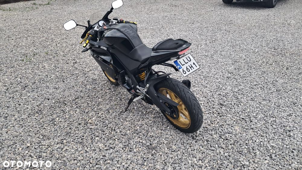 Yamaha YZR - 3