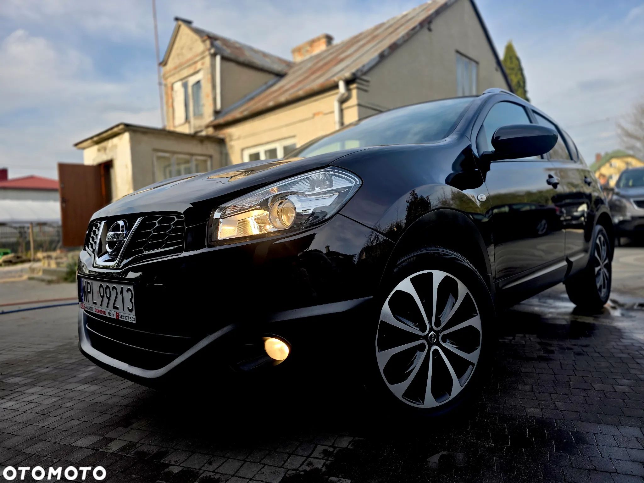 Nissan Qashqai - 1