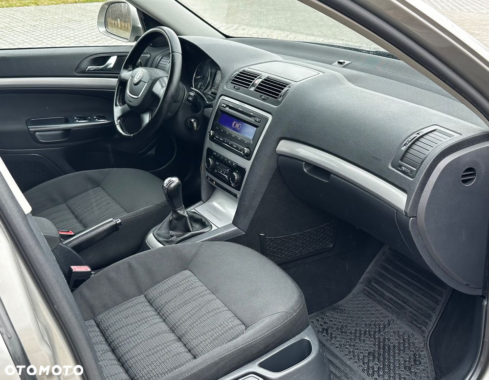Skoda Octavia - 7