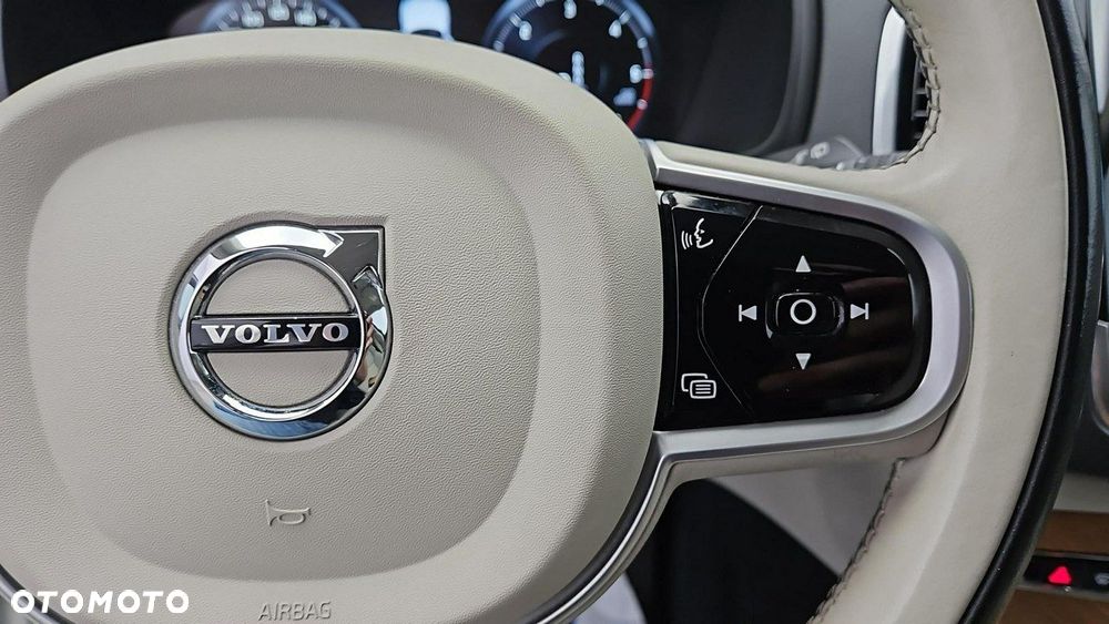 Volvo XC 90 - 15