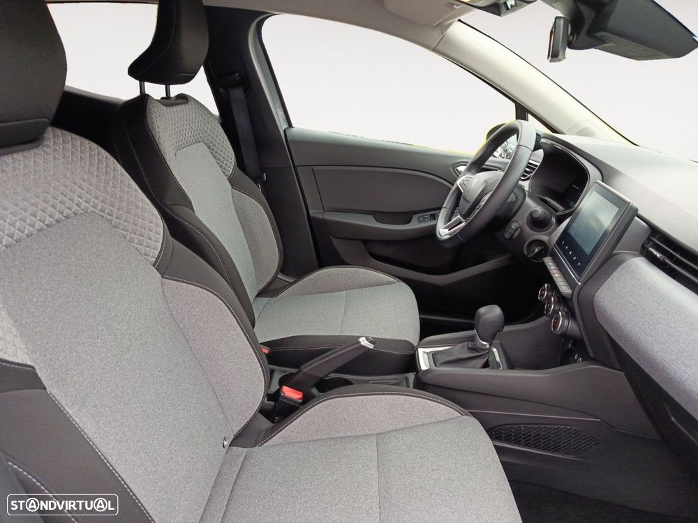 Renault Clio 1.0 TCe Intens CVT — fotografia 15