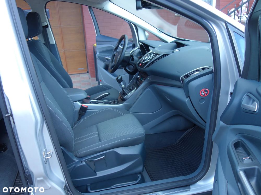 Ford Grand C-MAX 2.0 TDCi Titanium - 16