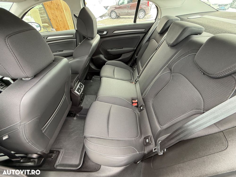 Renault Megane TCe 140 GPF EDC ZEN - 20