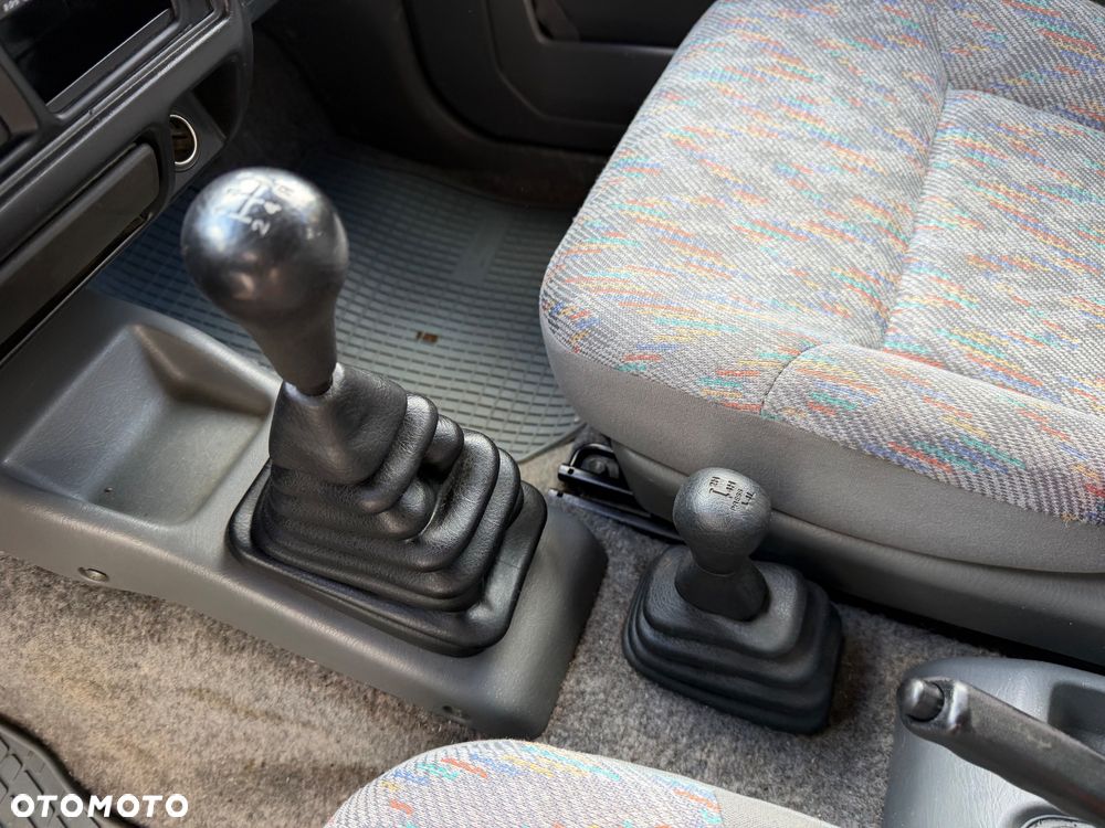 Suzuki Jimny - 19