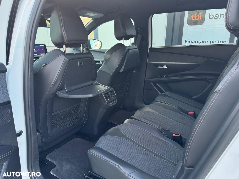 Peugeot 5008 - 13