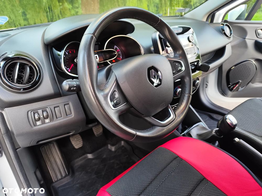 Renault Clio - 14