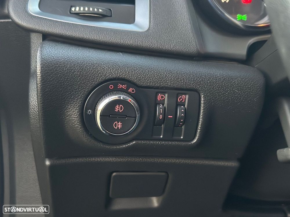 Opel Astra 1.4 T Selection GPL - 21