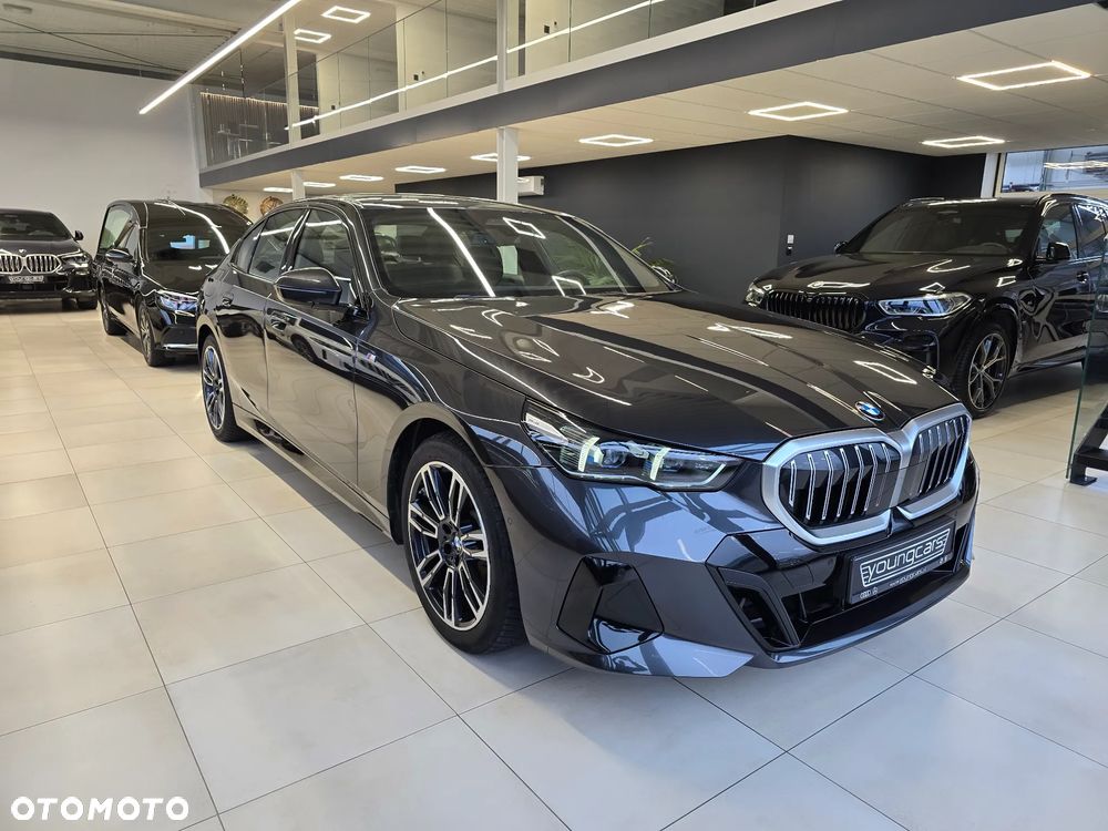 BMW Seria 5 520i mHEV M Sport - 5