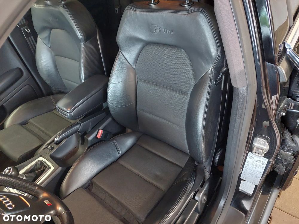 Audi A4 Avant 2.0 TDI DPF quattro S line Sportpaket (plus) - 13
