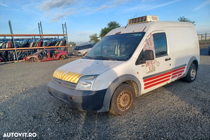 Lampa stop dreapta pe aripa Ford Transit Connect 1  [din 2002 pana  2009] seria Van 1.8 TD MT LWB ( - 4