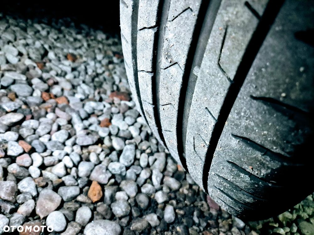 Ford S-Max - 17