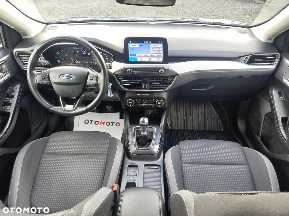Ford Focus Turnier 1.5 EcoBlue Start-Stopp-System TITANIUM - 20
