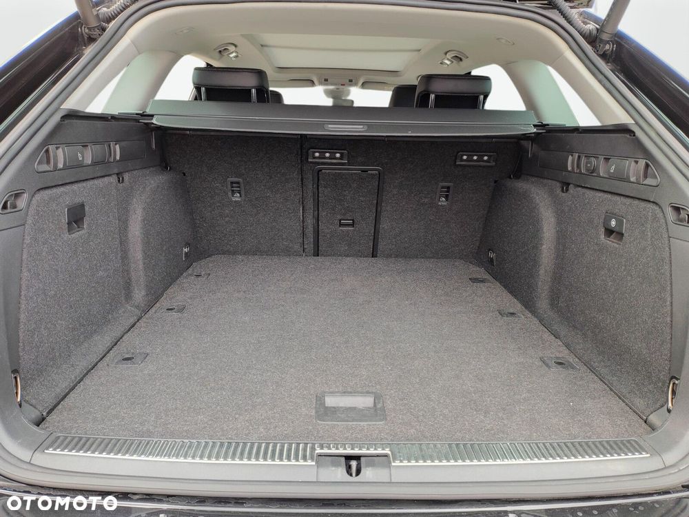 Skoda Superb 2.0 TSI L&K DSG - 28