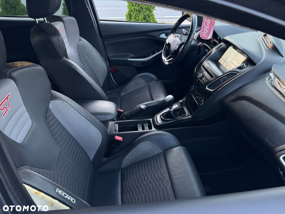 Ford Focus ST2 - 16