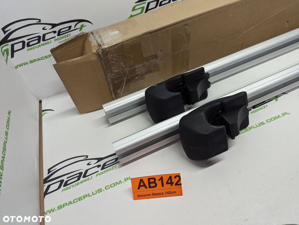 Bagażnik dachowy bazowy belki poprzeczki Amazon Basics 142cm B083T54H2S na otwarte relingi. - 2