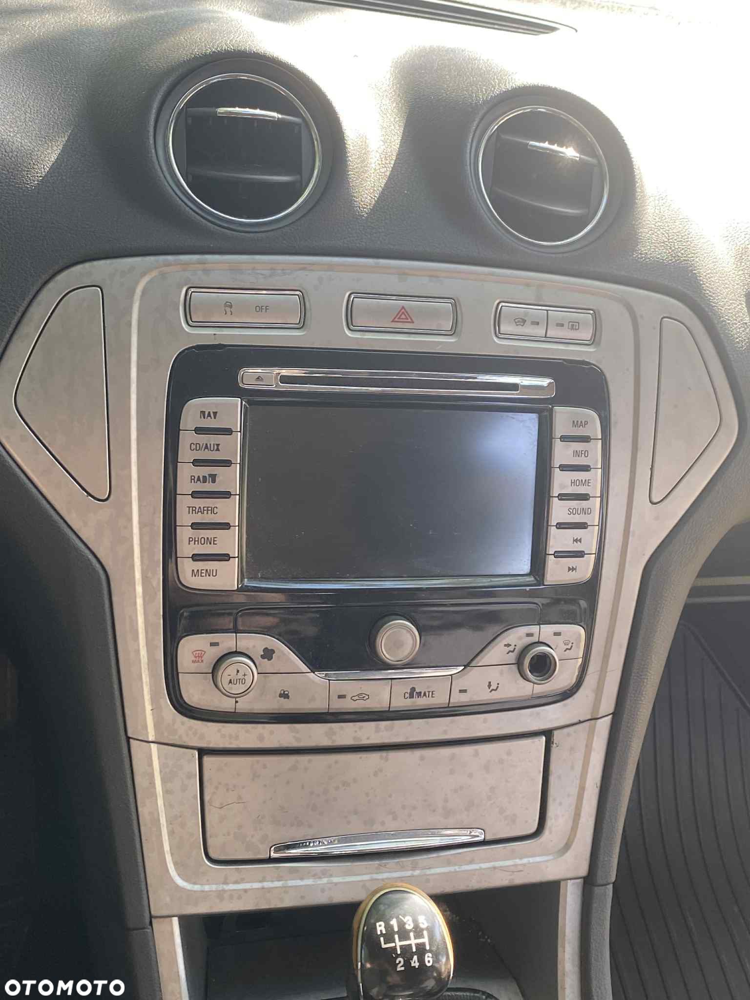Ford Mondeo 2.0 TDCi Ghia - 5