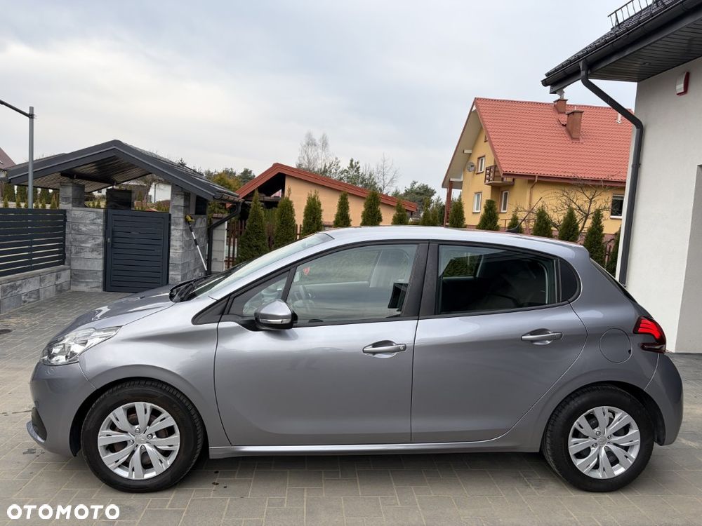 Peugeot 208 PureTech 82 Stop & Start Signature - 4