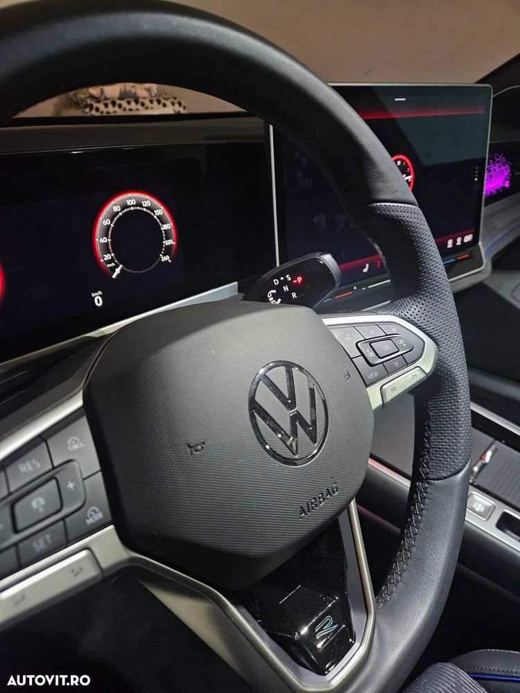 Volkswagen Passat - 15