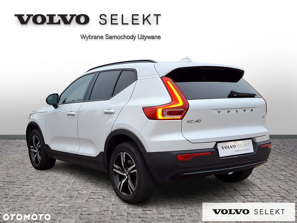 Volvo XC 40 - 4