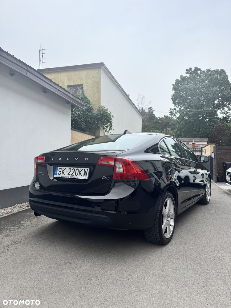 Volvo S60 D3 Momentum - 6