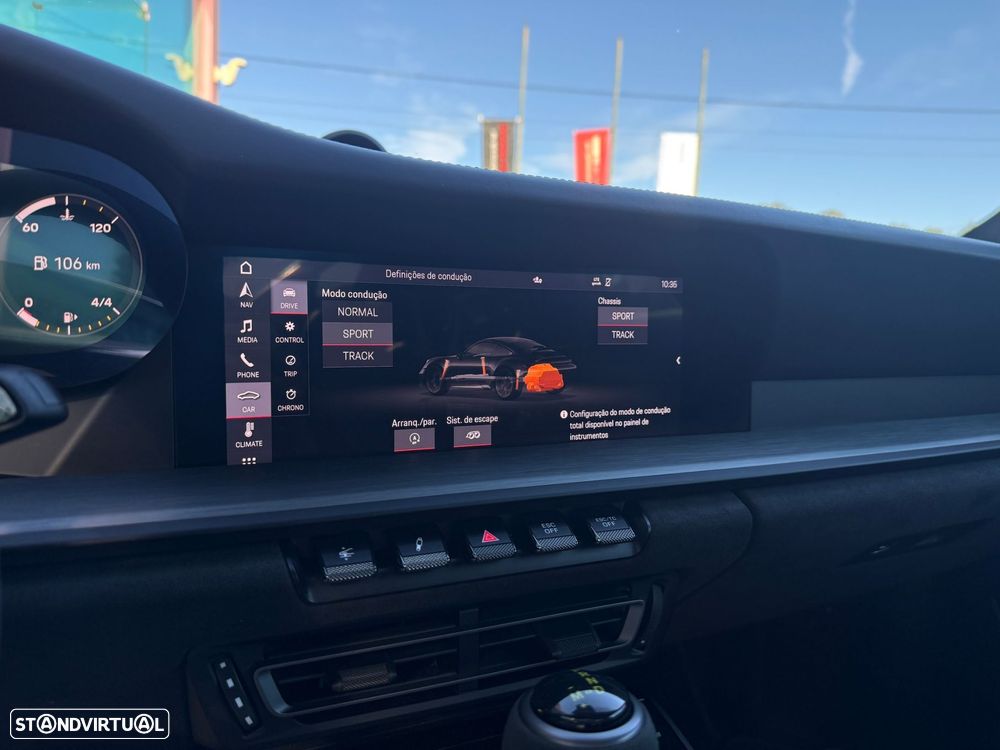 Porsche 911 Série F - 55