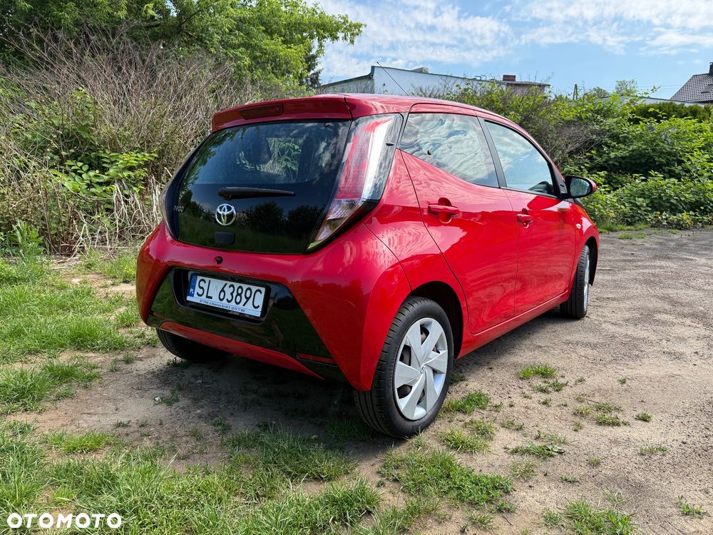 Toyota Aygo x-play - 5