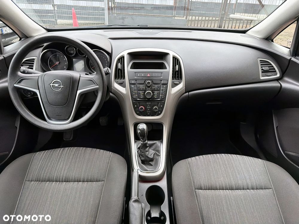 Opel Astra 1.4 Selection - 7