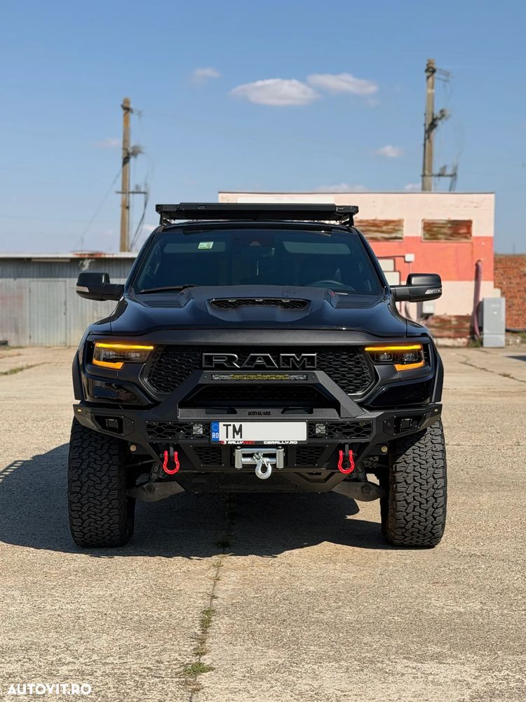 Dodge RAM - 1