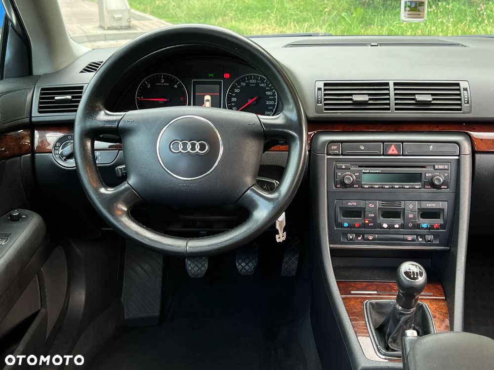 Audi A4 Avant 1.9 TDI - 11