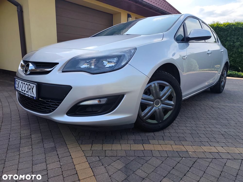 Opel Astra 1.6 Enjoy - 2
