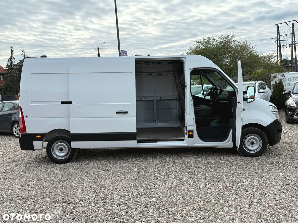 Nissan NV400 - 17