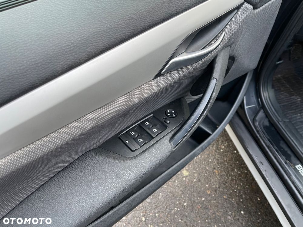 BMW X1 xDrive20d - 6