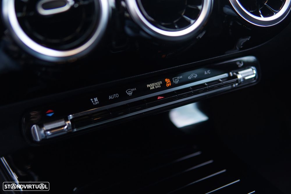 Mercedes-Benz CLA 180 d 7G-DCT Progressive - 42