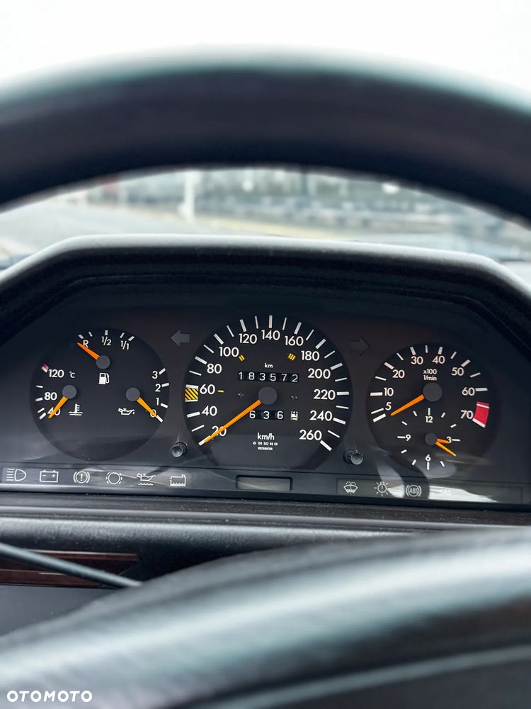 Mercedes-Benz W124 (1984-1993) - 15