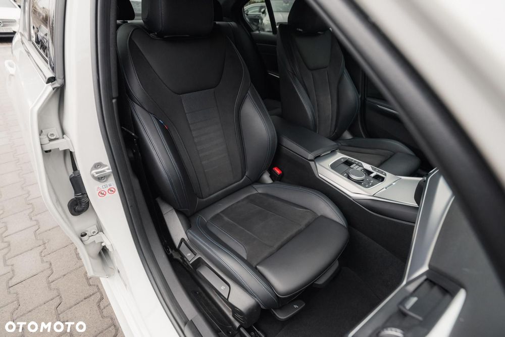 BMW Seria 3 320d xDrive M Sport sport - 16