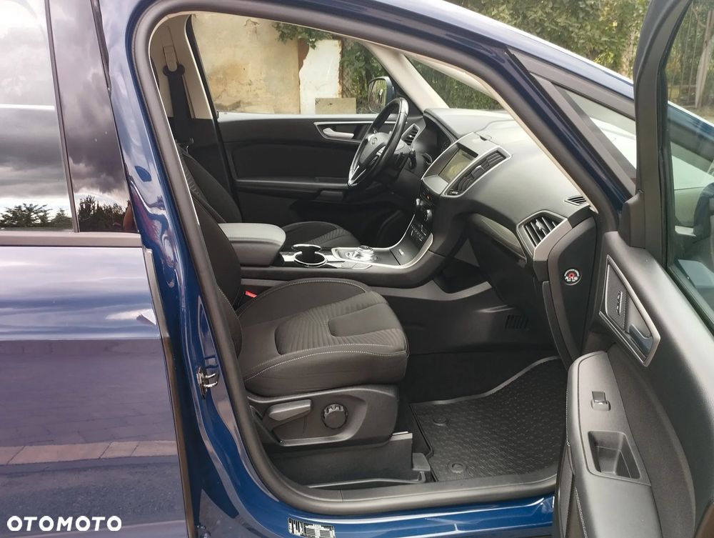 Ford S-Max 2.0 EcoBlue Titanium - 28