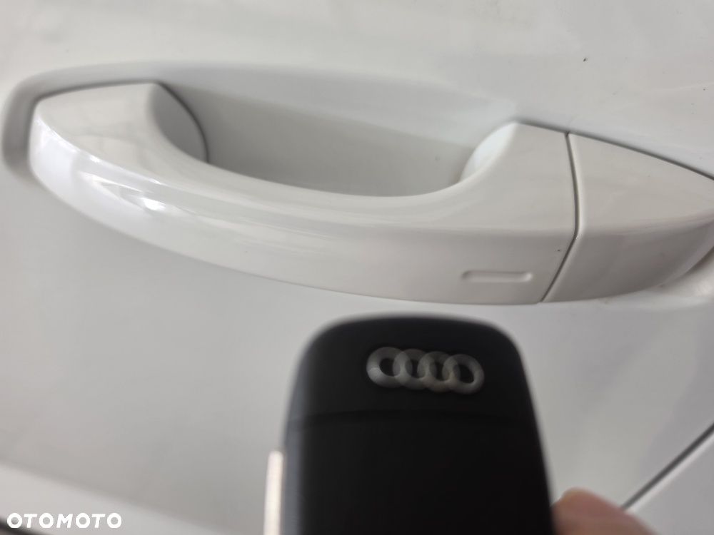 Audi Q3 Sportback - 12