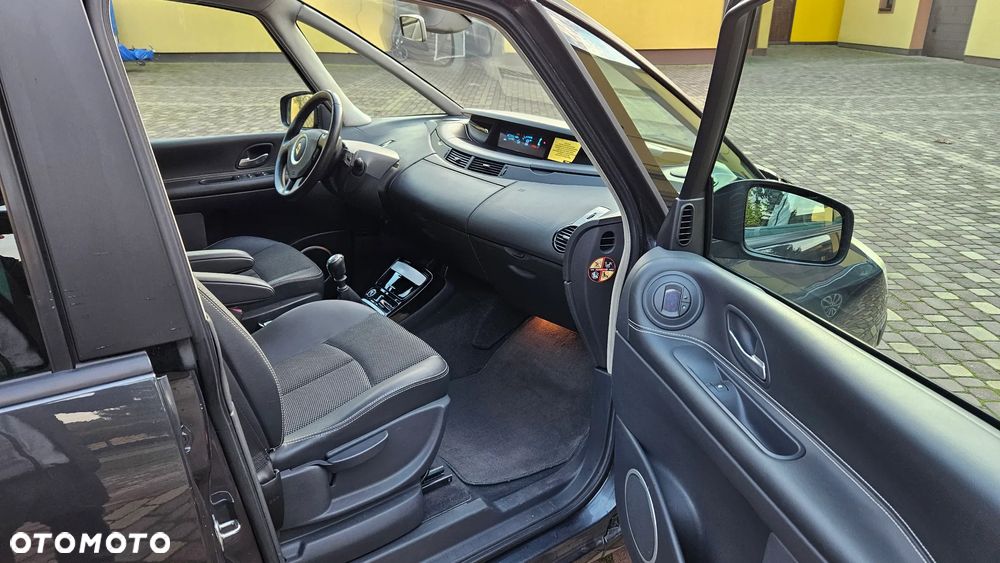 Renault Grand Espace 2.0 dCi 150 FAP Celsium - 20